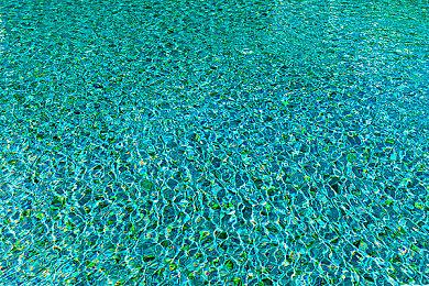 右臂神秘发光 《塞尔达传说：王国之泪》林克等身雕像展出